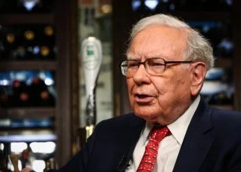 Warren Buffett Scales Back Giving Pledge, Leaves $500 Million a Year to His Children for Philanthropy