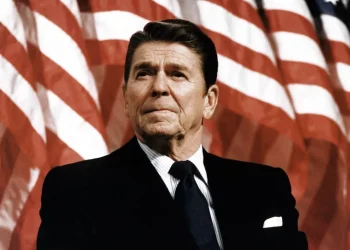 How Federal Data Shows the Middle Class Was Hollowed Out From 1979 to 2022
