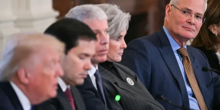 Trump Warns Exxon Over Venezuela After CEO Calls Oil Sector Uninvestable