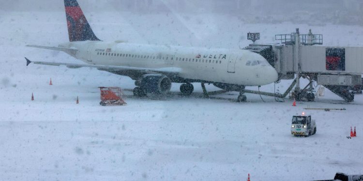 Winter Flight Cancellations Airline Refunds, What Travelers Are Owed When Storms Hit