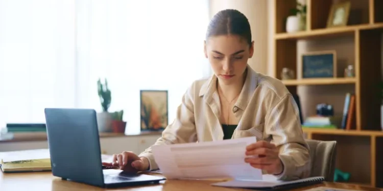 White-Collar Workers Are Paying Headhunters to Find Jobs in a Stalled Job Market