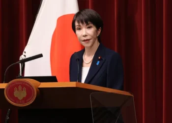 Japan JGB Debt Crisis Fears Rise, but a Mutually Assured Standoff Holds