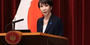 Japan JGB Debt Crisis Fears Rise, but a Mutually Assured Standoff Holds