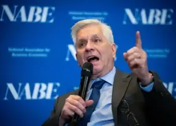 Fed Governor Says Negative Job Growth Could Sway March Rate Decision