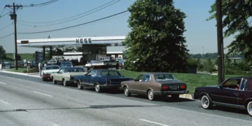 Stock Market Meltdown Risk Climbs to 35% as Oil Shock Revives Stagflation Fears