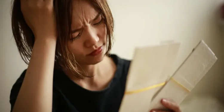 Financial Strain Loneliness Crisis: Americans Skip Social Lives to Stay Afloat