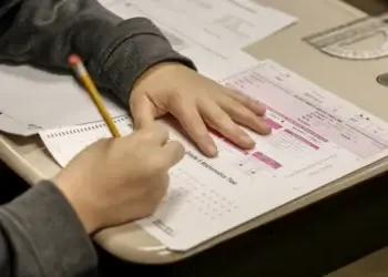 Gen Z grade inflation future earnings link raises concerns for students and schools