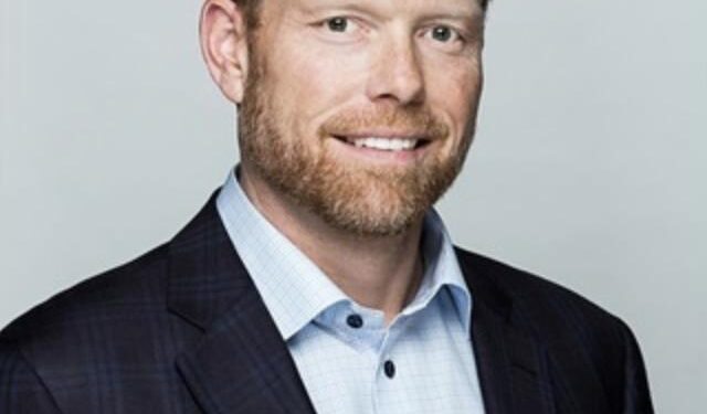 Alex Bombeck: Leading Change Through People-First Consulting