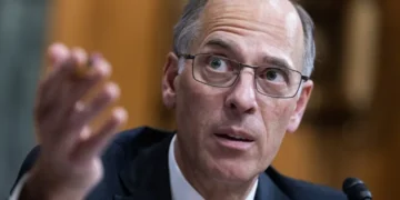 Mark Zandi Says VCI Recession Signal Points to U.S. Already in Downturn