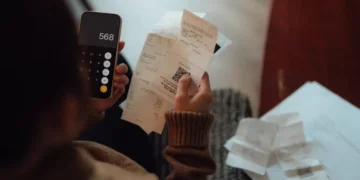 AI hype inflation: Fed economists warn of short-term economic surge