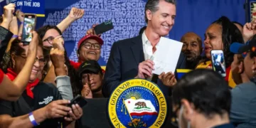 California $20 fast-food minimum wage delivered higher pay, with fewer downsides than critics forecast