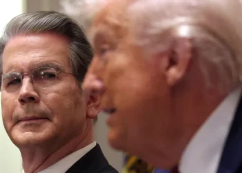 Washington’s 3% Deficit Goal Faces a $10 Trillion Test