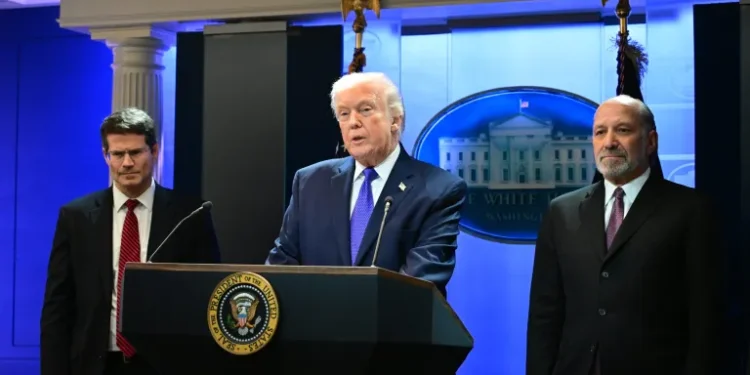 Fed Study Says Trump Tariffs Are Now Fully Hitting Consumers