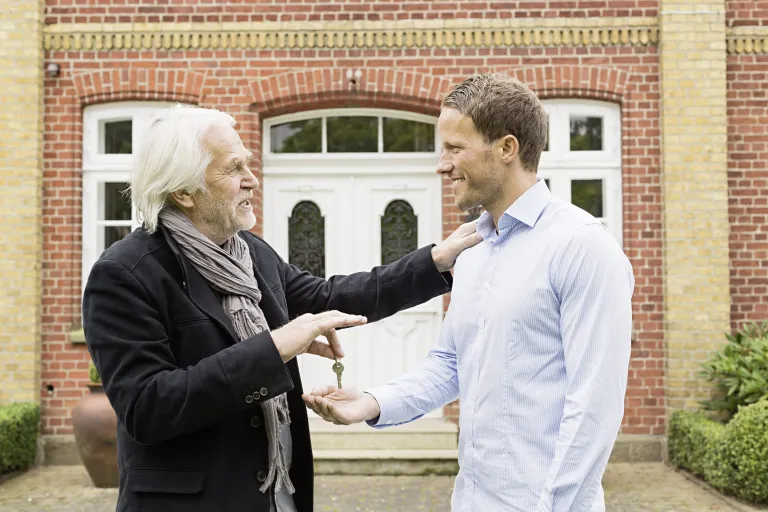 Parents’ Wealth Is Becoming a Bigger Predictor of Homeownership Than Income, New Research Finds