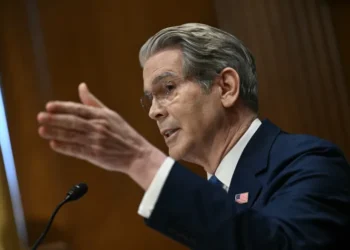 Bessent Bets Economic Growth Can Preserve Social Security