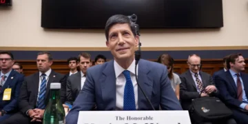 Warsh Keeps Markets Guessing on Next Fed Rate Move