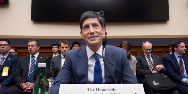 Warsh Keeps Markets Guessing on Next Fed Rate Move