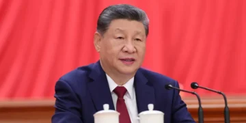 China’s Growth Loses Momentum Despite Export Boom