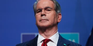 Short-Term Debt Strategy Leaves Treasury Exposed to Fed Shifts