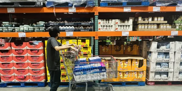 US Inflation Meets Forecast as Household Pressure Persists